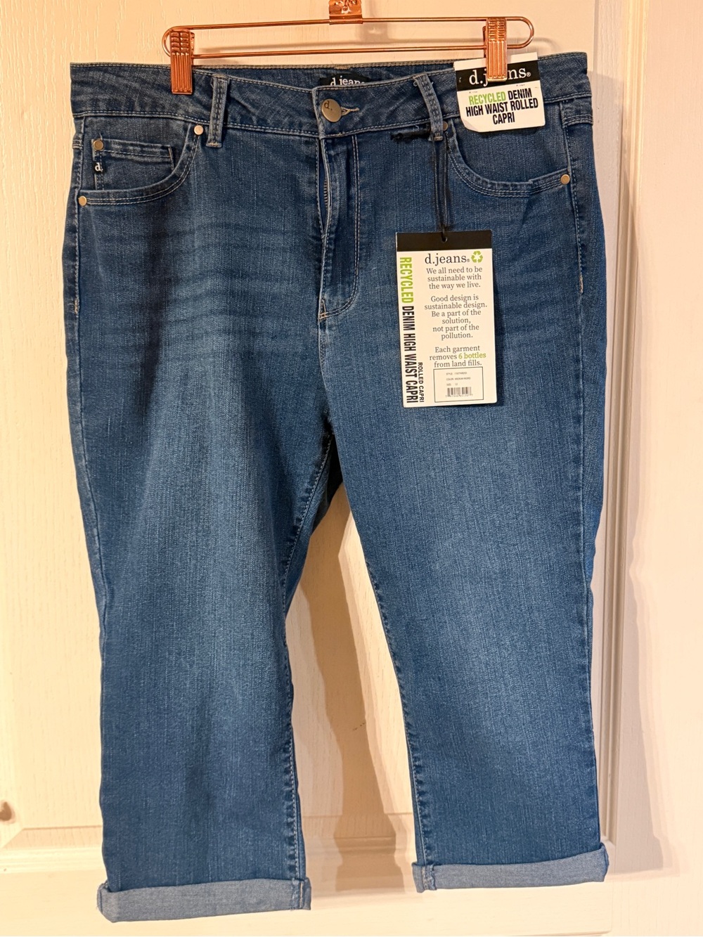NWT D.J. Jeans Capri Length 12